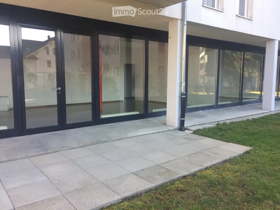 Grosszügiger Büro- und Gewerberaum