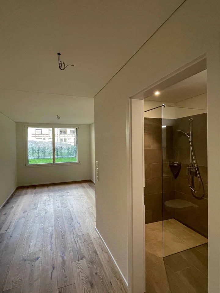 Appartement de jardin 3.5 pièces de haute qualité en norme de propriétaire occupant