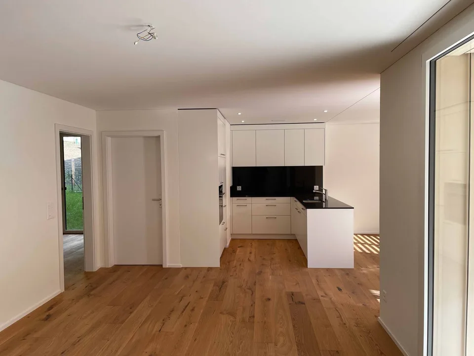 Appartement de jardin 3.5 pièces de haute qualité en norme de propriétaire occupant