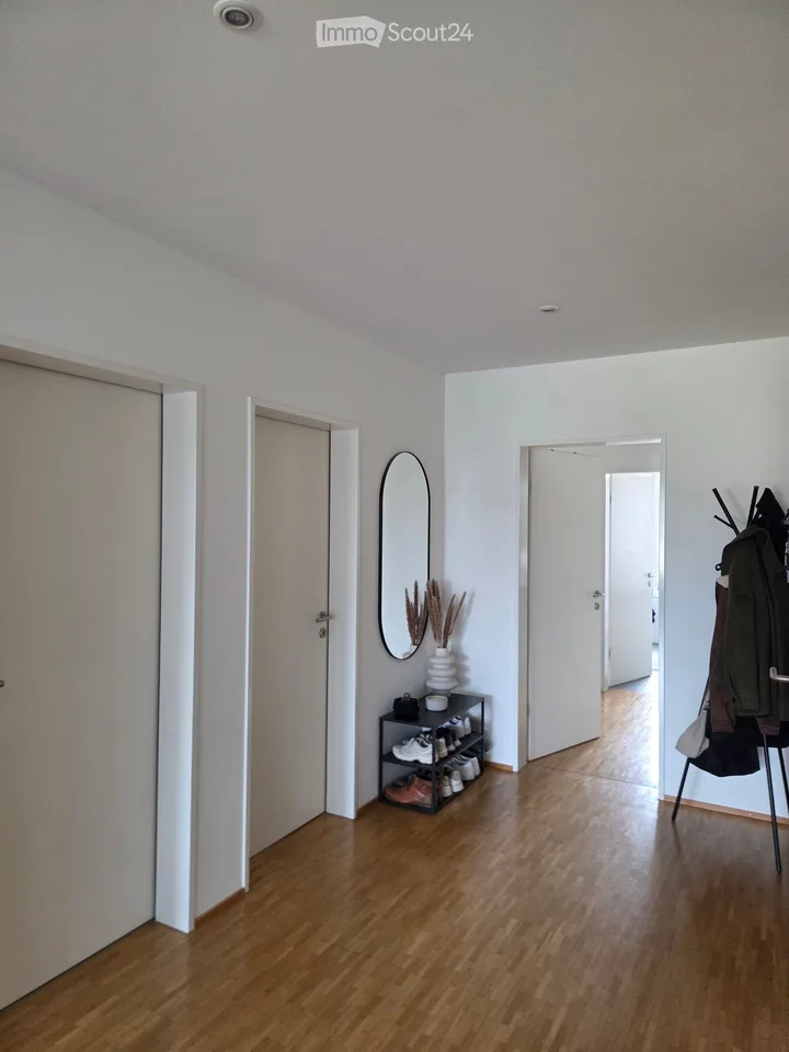Nachmieter für helle 3.5-Zimmer-Wohnung mit Loggia an guter Lage in Suhr AG gesucht