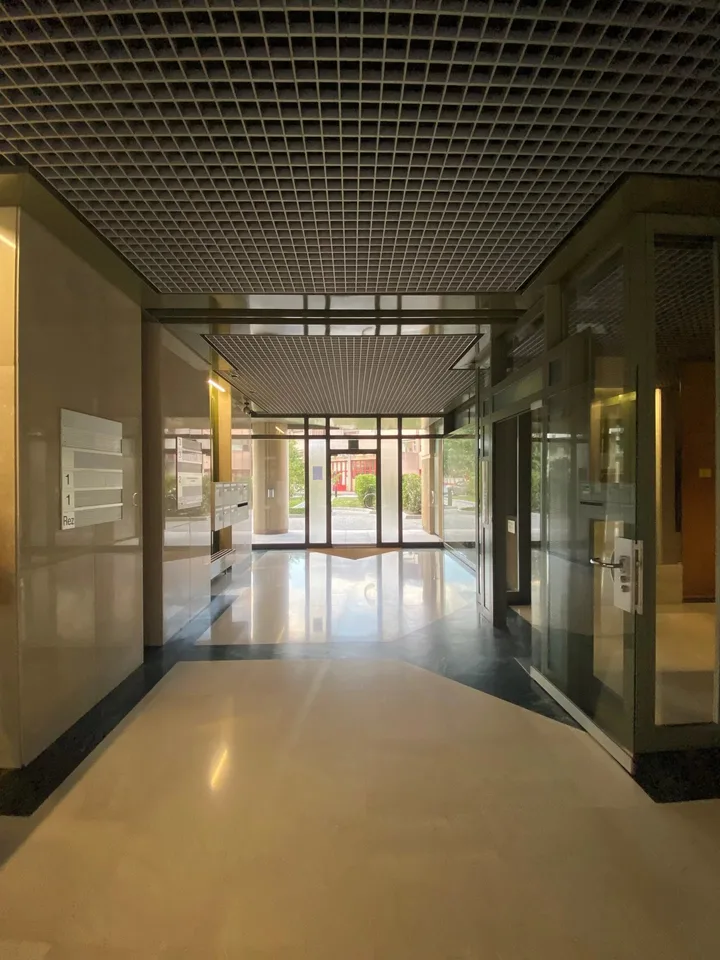 Surfaces aadministratives à la gare de Chêne-Bourg