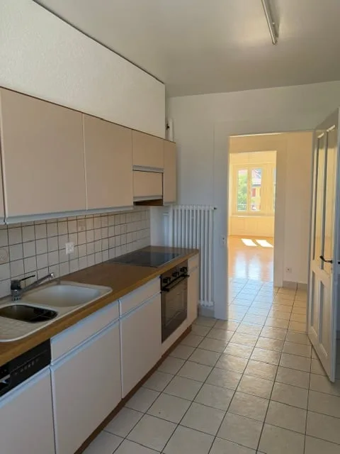 Bel Appartement 4 pièces rénové au 4ème étage – La Chaux-de-Fonds