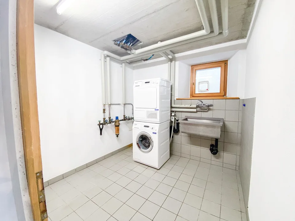 Bleniotal: Einfamilienhaus mit garten und garage