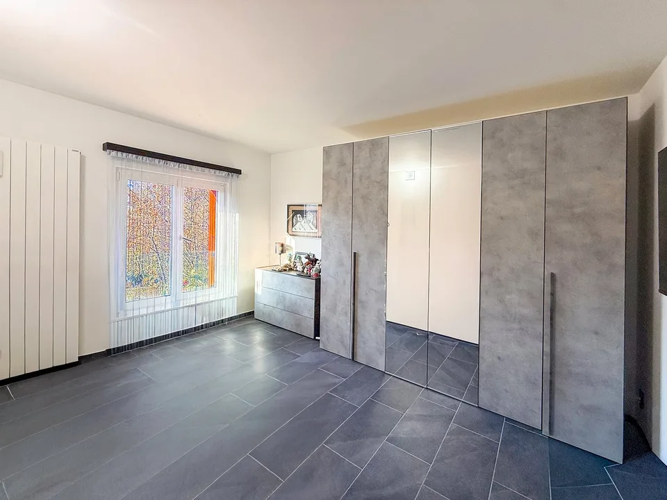 Zweitwohnsitz: 3,5-Zimmer-Wohnung mit Panoramablick auf den Fluss Maggia