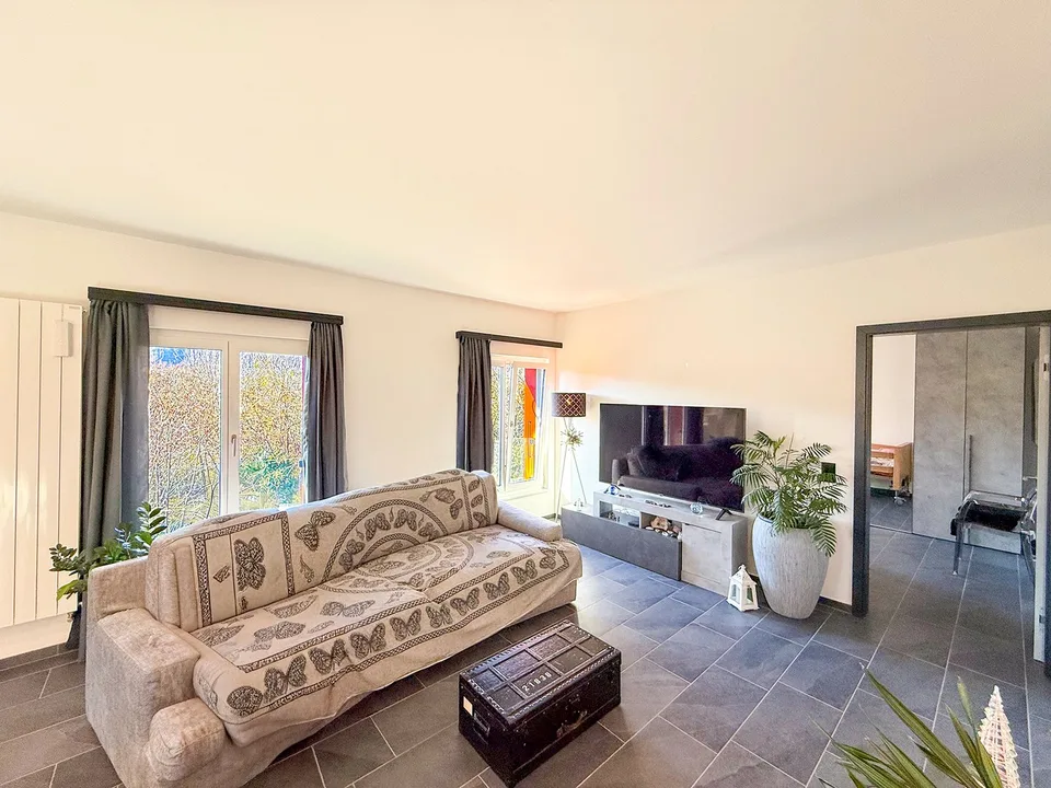 Zweitwohnsitz: 3,5-Zimmer-Wohnung mit Panoramablick auf den Fluss Maggia