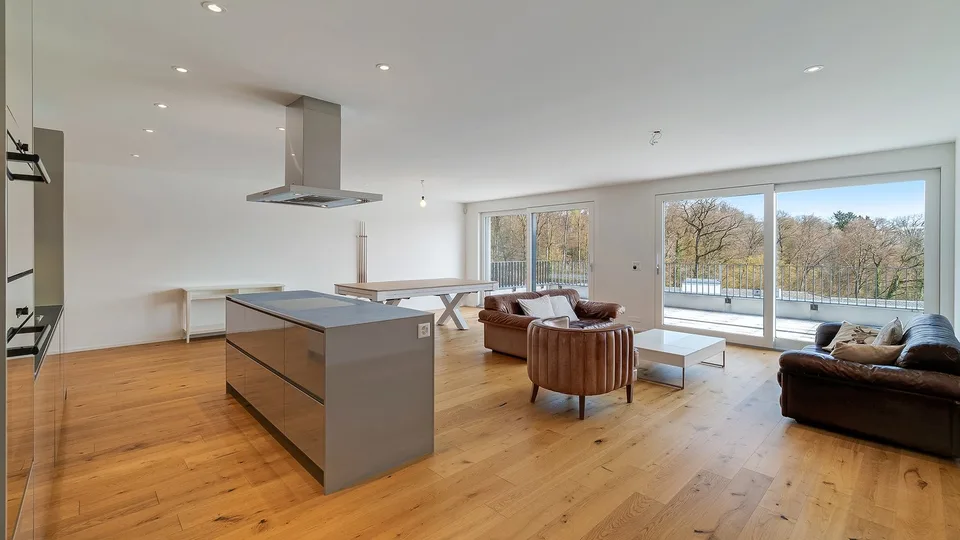 Appartement moderne avec vue panoramique en ville