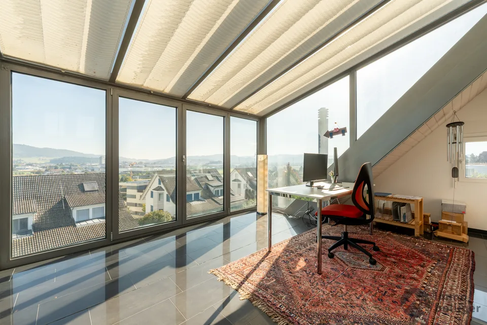 Homeoffice mit Aussicht im beliebten Hölzli Quartier