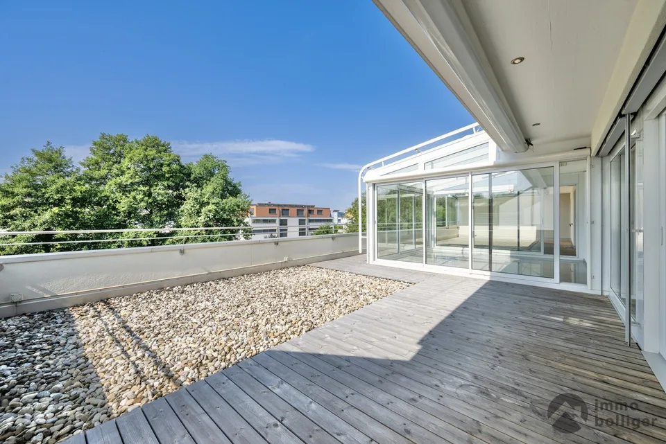 Licht und Komfort in perfekter Harmonie im Attikageschoss