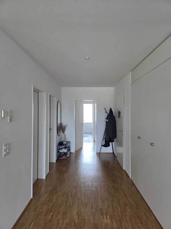 Nachmieter für helle 3.5-Zimmer-Wohnung mit Loggia an guter Lage in Suhr AG gesucht