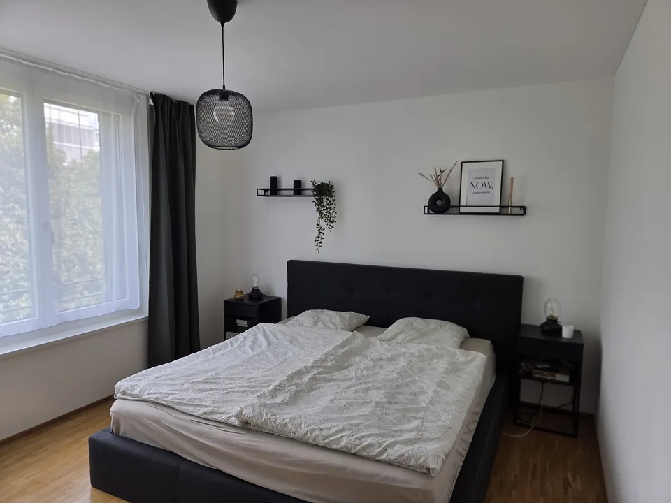 Nachmieter für helle 3.5-Zimmer-Wohnung mit Loggia an guter Lage in Suhr AG gesucht