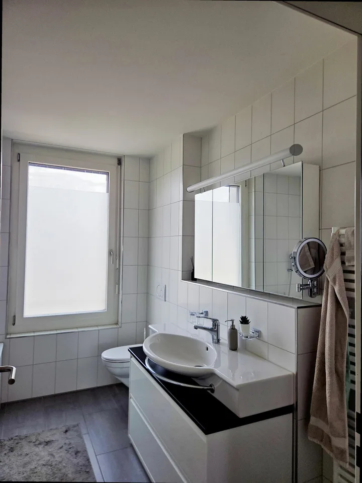 Nachmieter für helle 3.5-Zimmer-Wohnung mit Loggia an guter Lage in Suhr AG gesucht