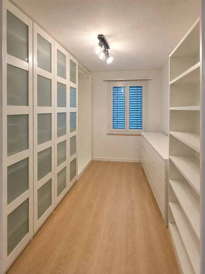 Helle, renovierte 3.5-Zimmer-Wohnung mit grossem Sonnenbalkon