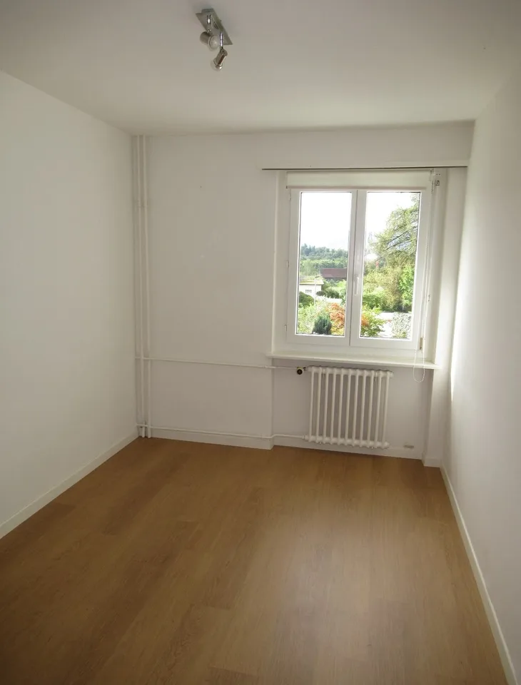 Helle, renovierte 3.5-Zimmer-Wohnung mit grossem Sonnenbalkon