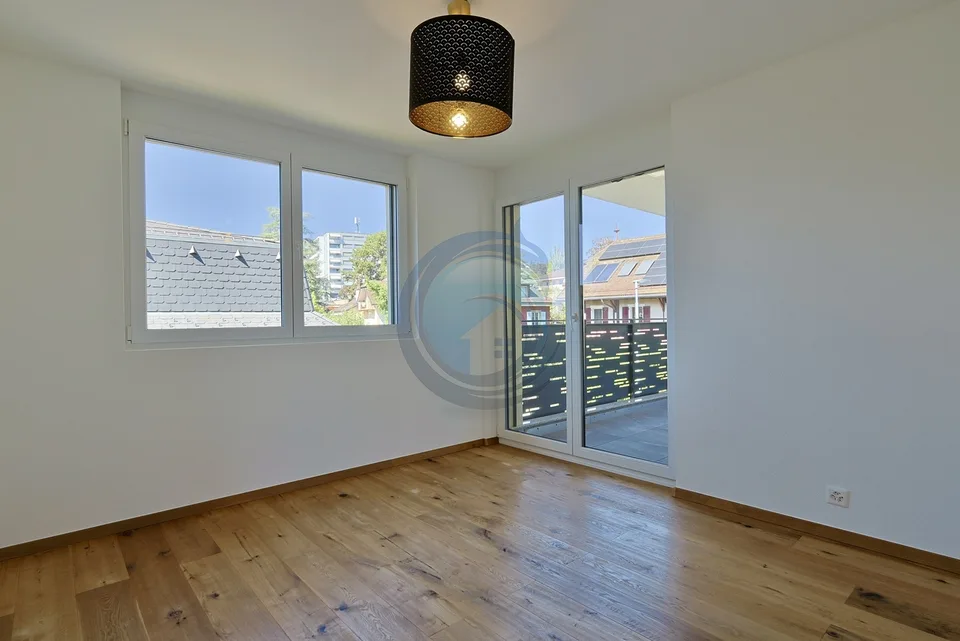 SPLENDIDO APPARTAMENTO DI 4,5 LOCALI CON BALCONI