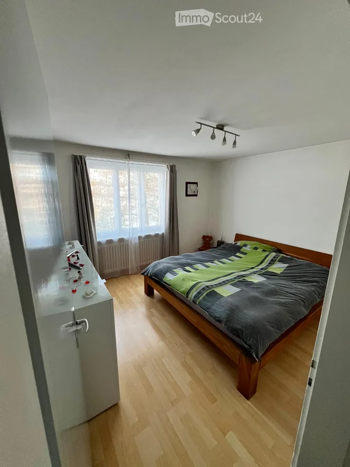 4-Zimmer-Wohnung mit grossem Garten in Jetschwil bei Düdingen