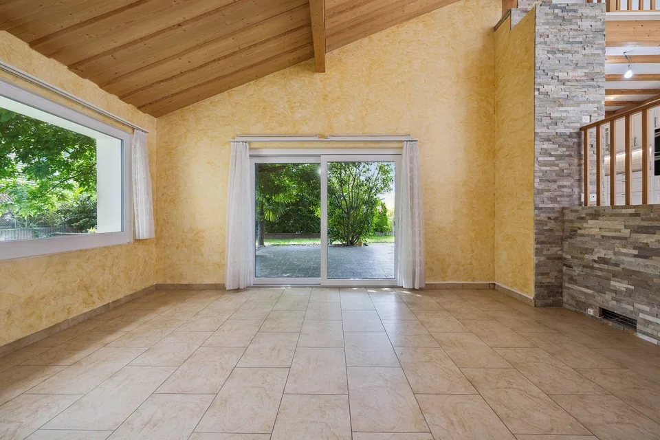 Exclusive single-family house with garden in Büsserach