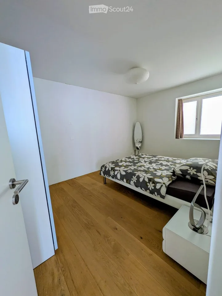 Appartement meublé de 2,5 pièces au rez-de-chaussée à Visp – disponible immédiatement !