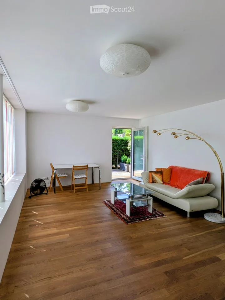 Möblierte 2.5-Zimmer-Wohnung im Erdgeschoss in Visp – sofort verfügbar!