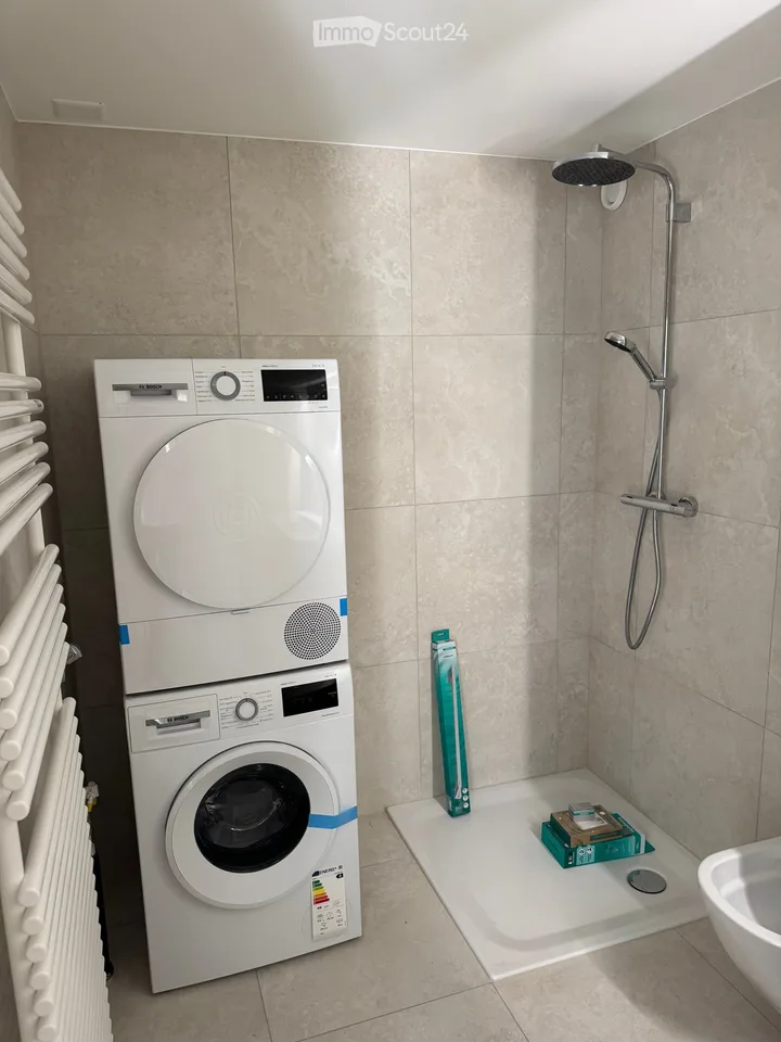 Wunderschöne 3,5-Zimmer-Wohnung in Matran – sofort verfügbar