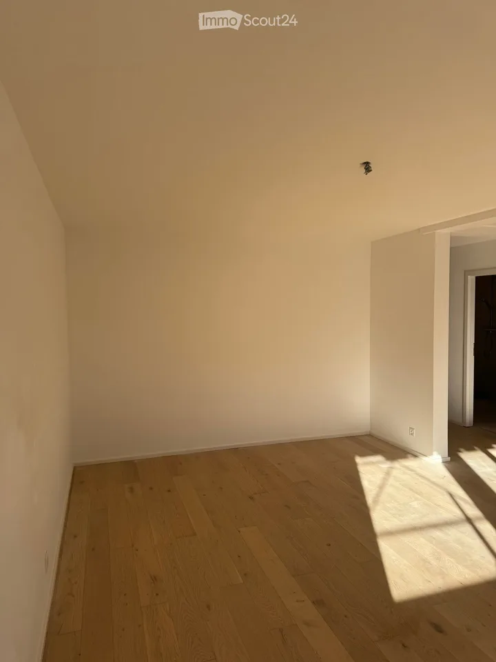 Wunderschöne 3,5-Zimmer-Wohnung in Matran – sofort verfügbar