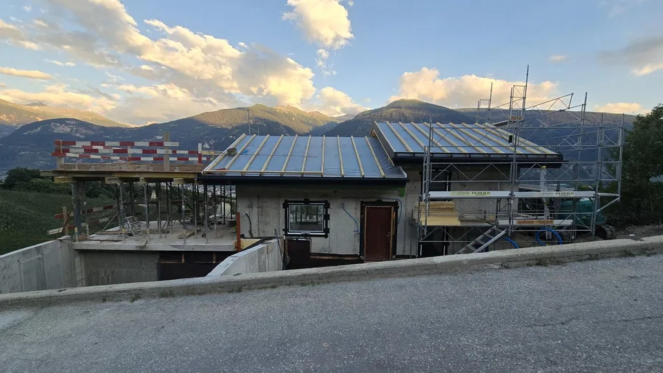 Nuova villa di 5,5 locali a Lens con 180m2 e vista mozzafiato