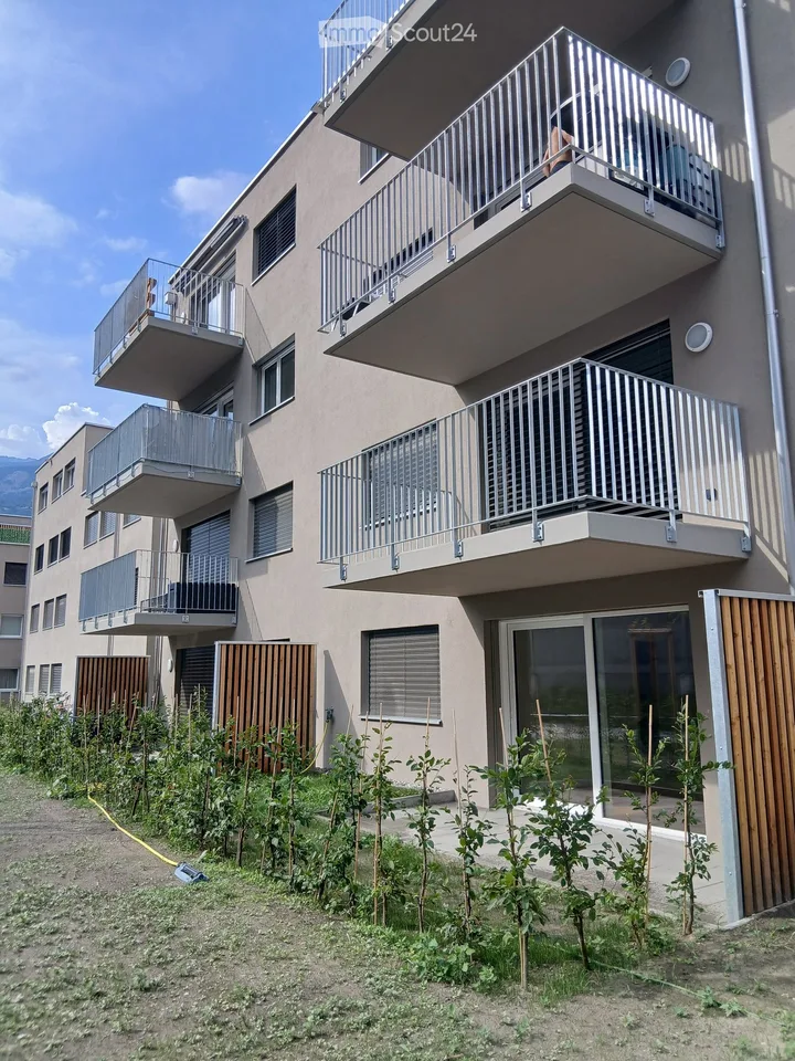 Modern 2.5-Room New Build Apartment in Visp – Available Immediately