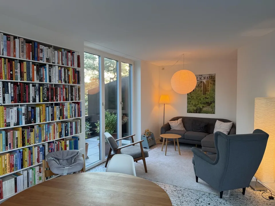 Helle 3½-Zimmer-Attikawohnung mit drei Balkonen und Weitsicht