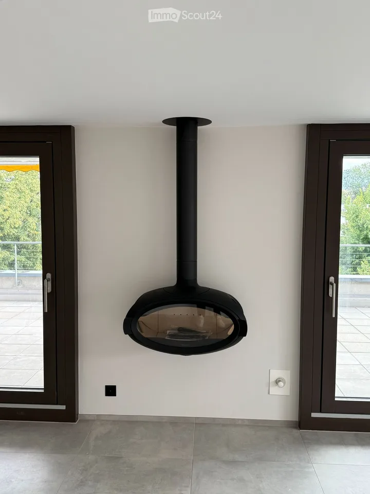 Charmante 4.5-Zimmer-Attikawohnung in Münsingen (Süd-Terrasse 40m2)