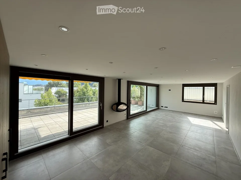 Charmante 4.5-Zimmer-Attikawohnung in Münsingen (Süd-Terrasse 40m2)