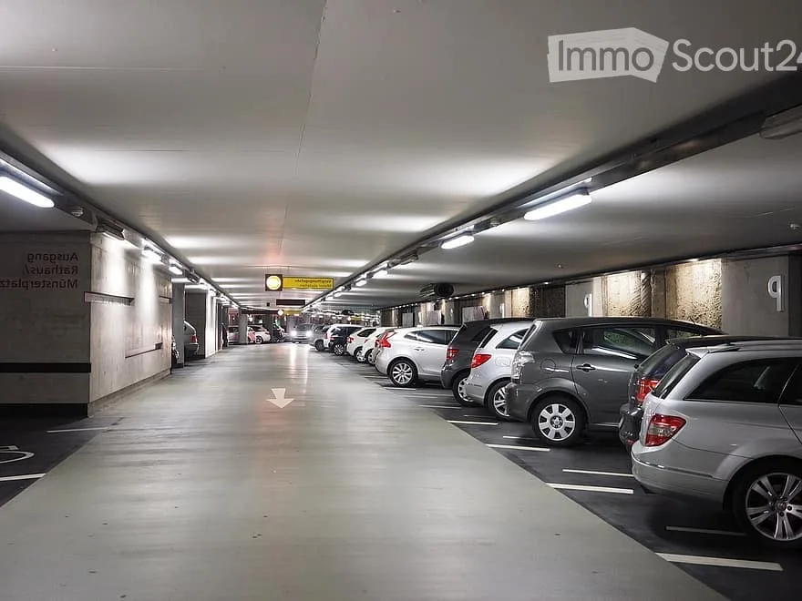 Place de parking dans un garage au centre ville de Neuchatel