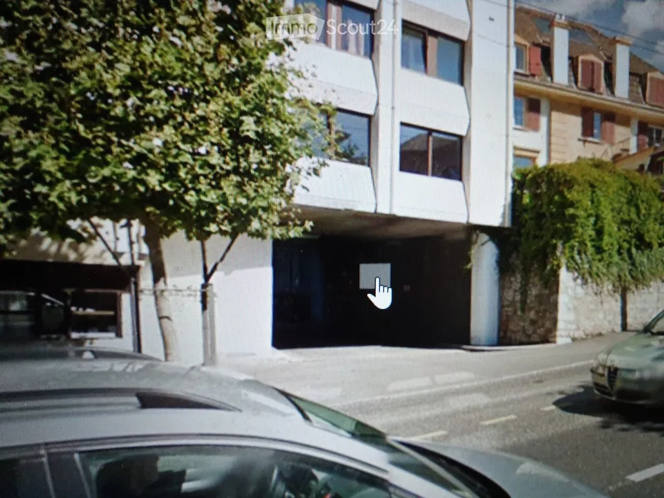 Parkplatz in einer Garage im Zentrum von Neuchâtel