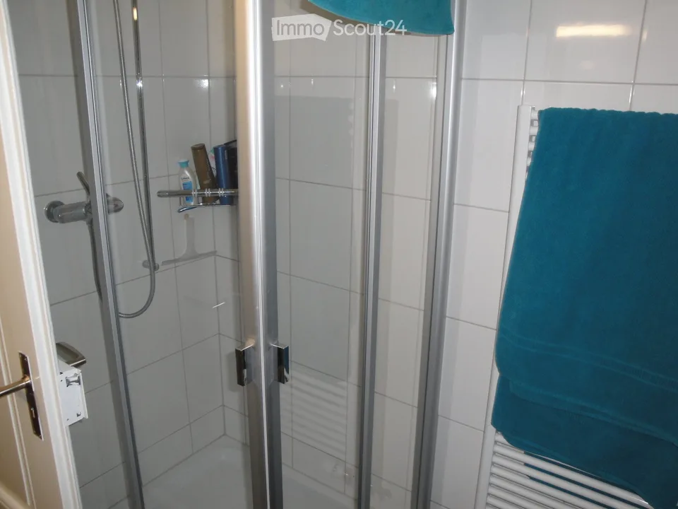 Charming 4-room apartment on the 1st floor in a historic building in Wichtrach