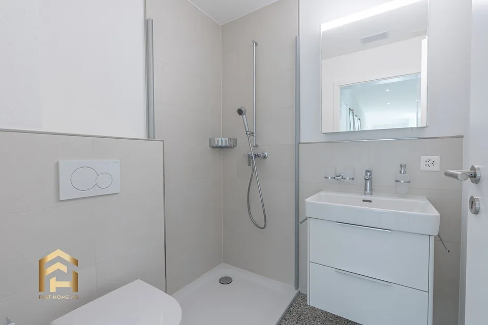 Idyllic 4.5 terraced apartment in Termen