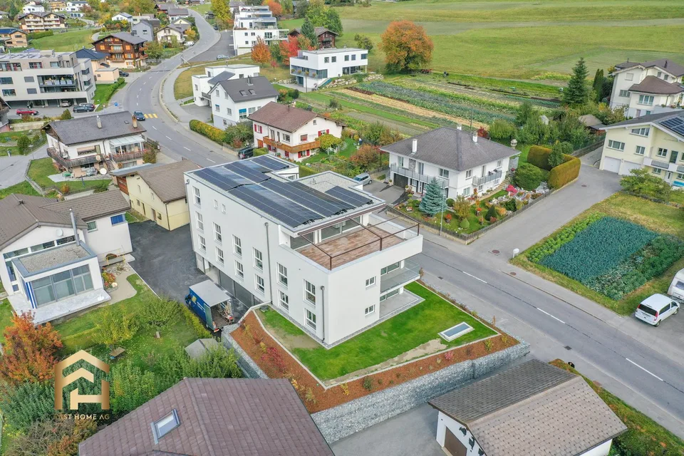 Idyllic 4.5 terraced apartment in Termen