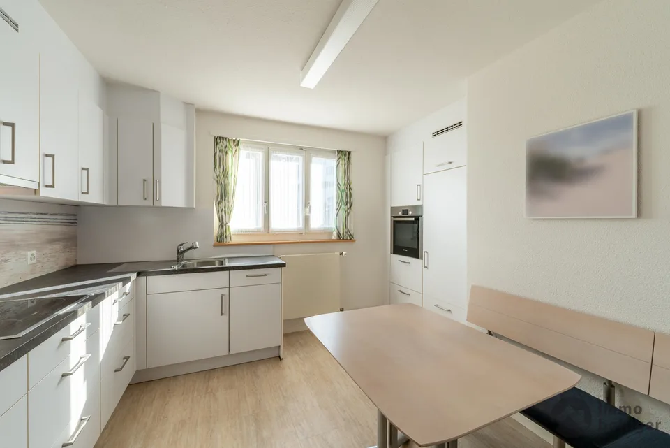 Una casa con ampio ambiente & spazio per idee
