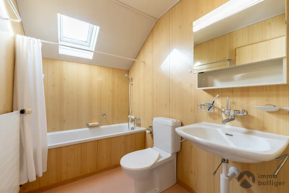 Una casa con ampio ambiente & spazio per idee