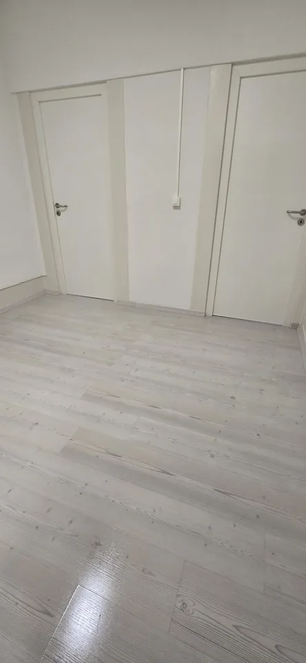 Geräumige 3.5-Zimmer-Wohnung im Herzen von Le Locle, renoviert