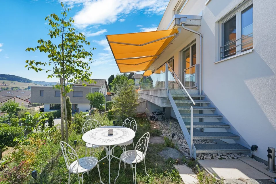 Appartement de jardin ensoleillé avec jardin unique et vue