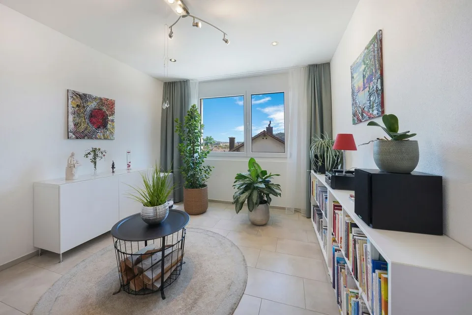 Appartement de jardin ensoleillé avec jardin unique et vue