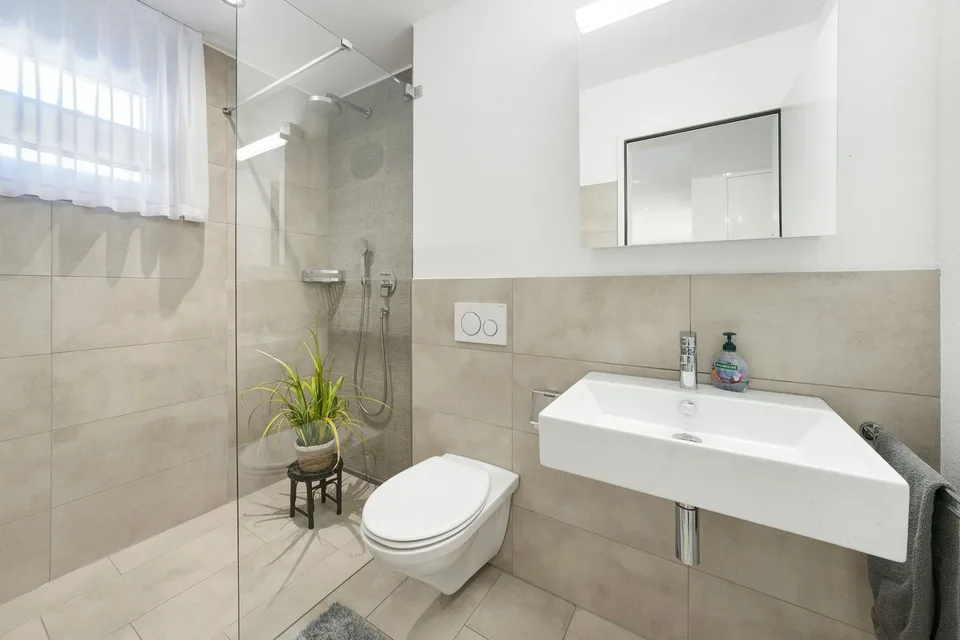 Appartement de jardin ensoleillé avec jardin unique et vue
