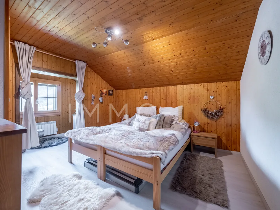 Chalet individuel avec terrain de 1018m2 et potentiel de création d'un appartement indépendant