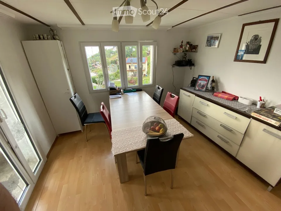 4 bedroom apartment in old Valais house with large surroundings for rent (also available for purchase)
