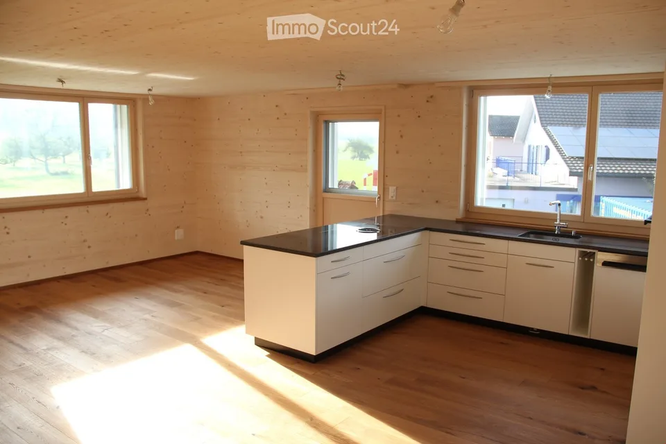 Modern 4.5-room maisonette apartment in Niederglatt SG – natural and comfortable