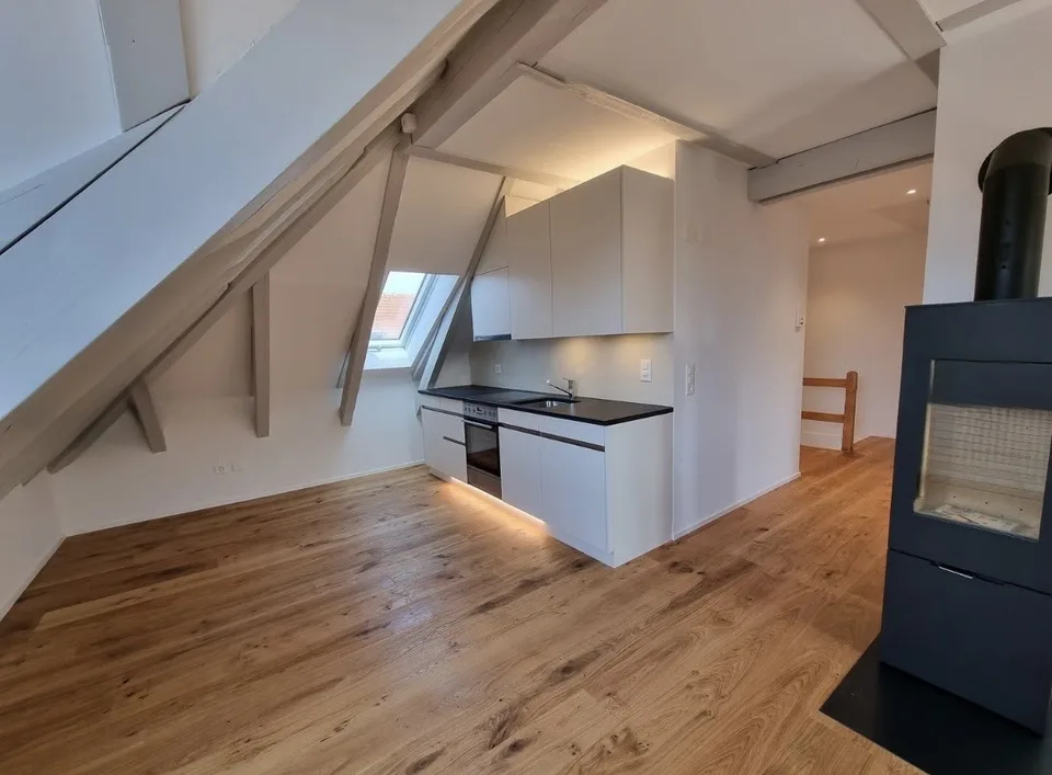 Très jolie appartement 2 pièces au dernier étage