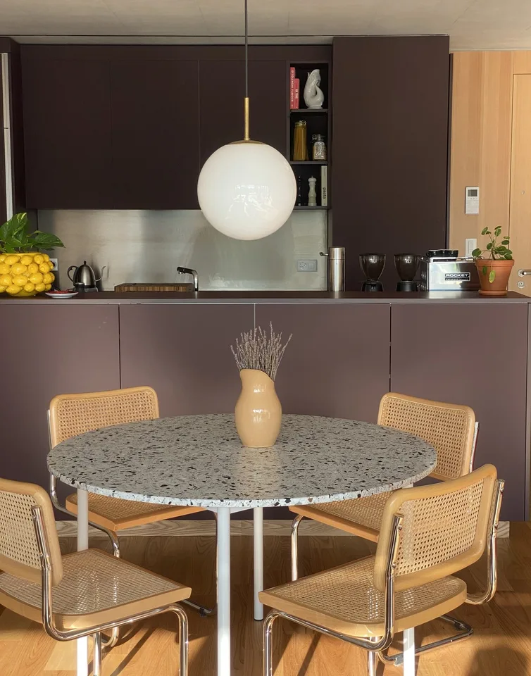 Modern & spacious 3.5 room apartment in the heart of 8005!