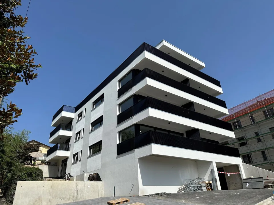 2½ rooms on the 1st floor (Lot A07, plan in red)