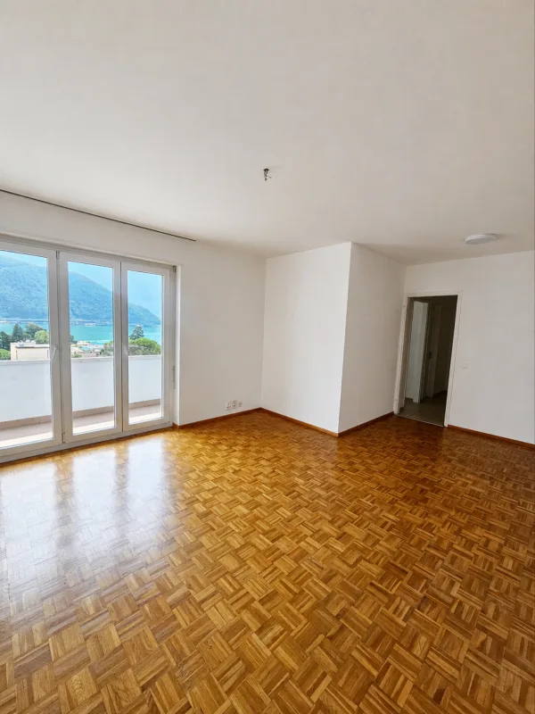 2.5 locali con vista lago