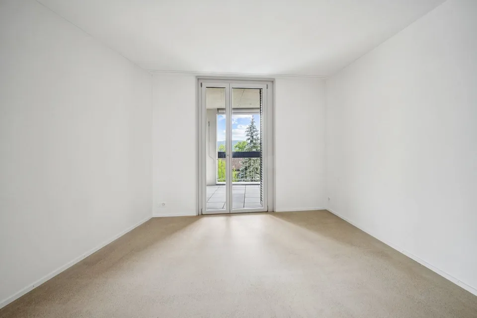 Rühige und geräumige 4.5 Zimmer-Wohnnung sucht Sie!