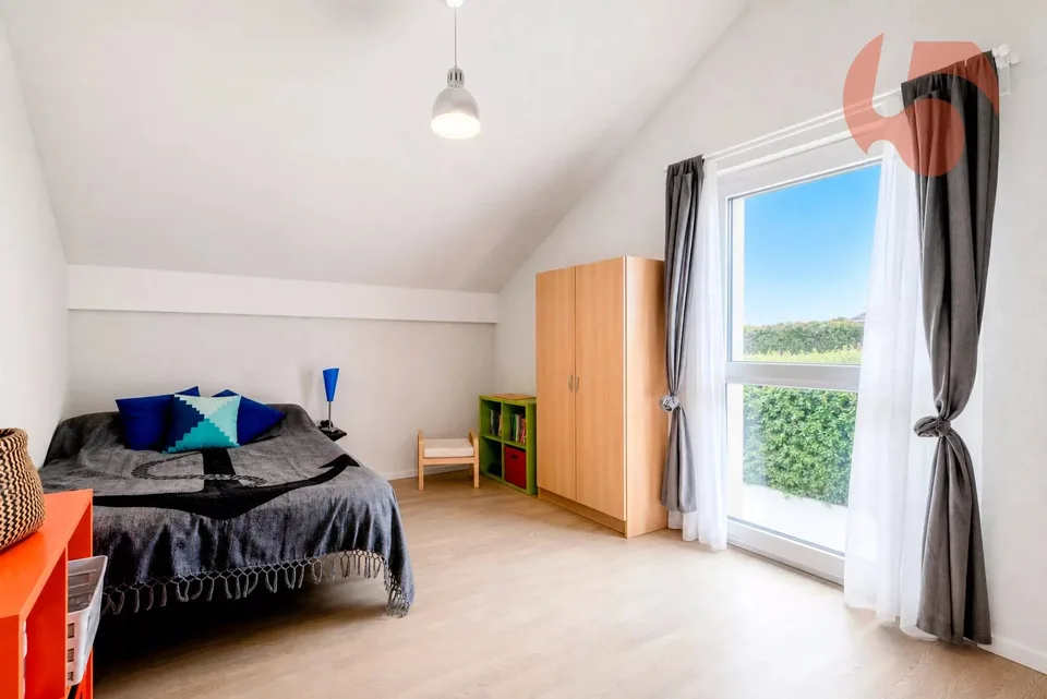 Magnifica villa di 4.5 locali con vista panoramica sul Giura e la campagna circostante