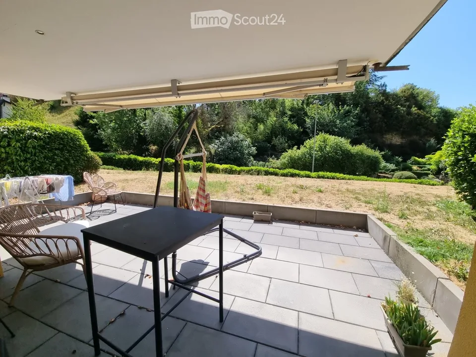 Bel appartement de 4,5 pièces avec terrasse et jardin